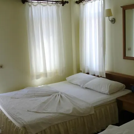 Hotel Hideaway