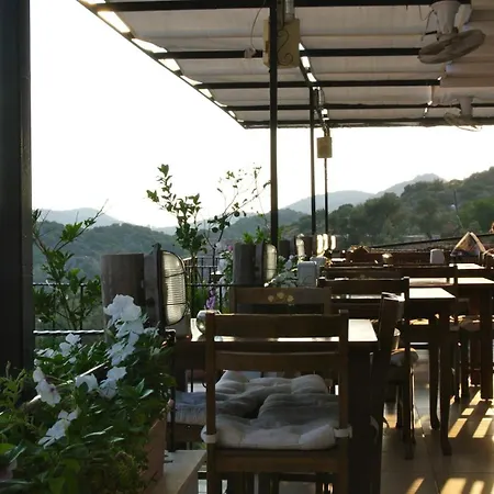 Hotel Hideaway