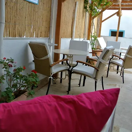 Hotel Hideaway